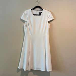 DKNY White Quarter Sleeve Midi Dress